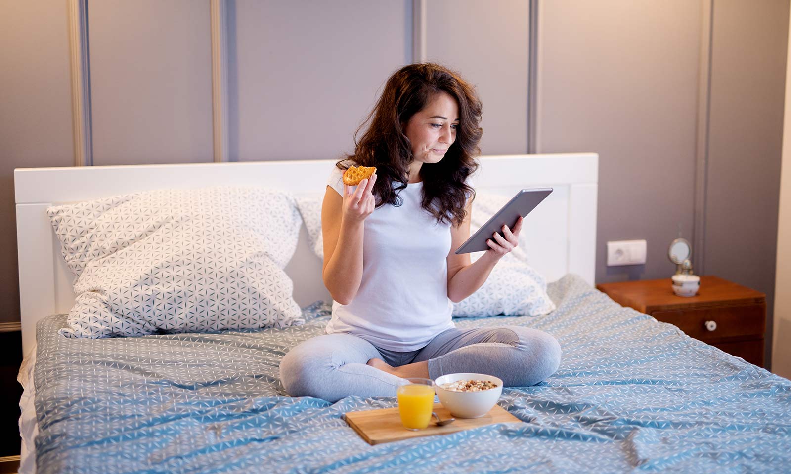食後から就寝までの「3時間ルール」を徹底するべき理由