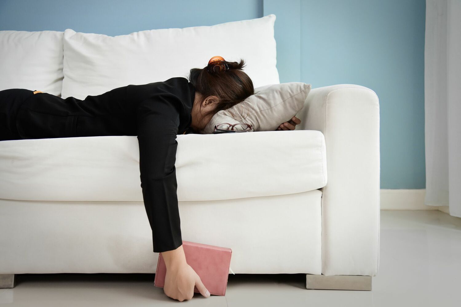 あなたの疲れや倦怠感を引き起こす５つの原因と解決策。